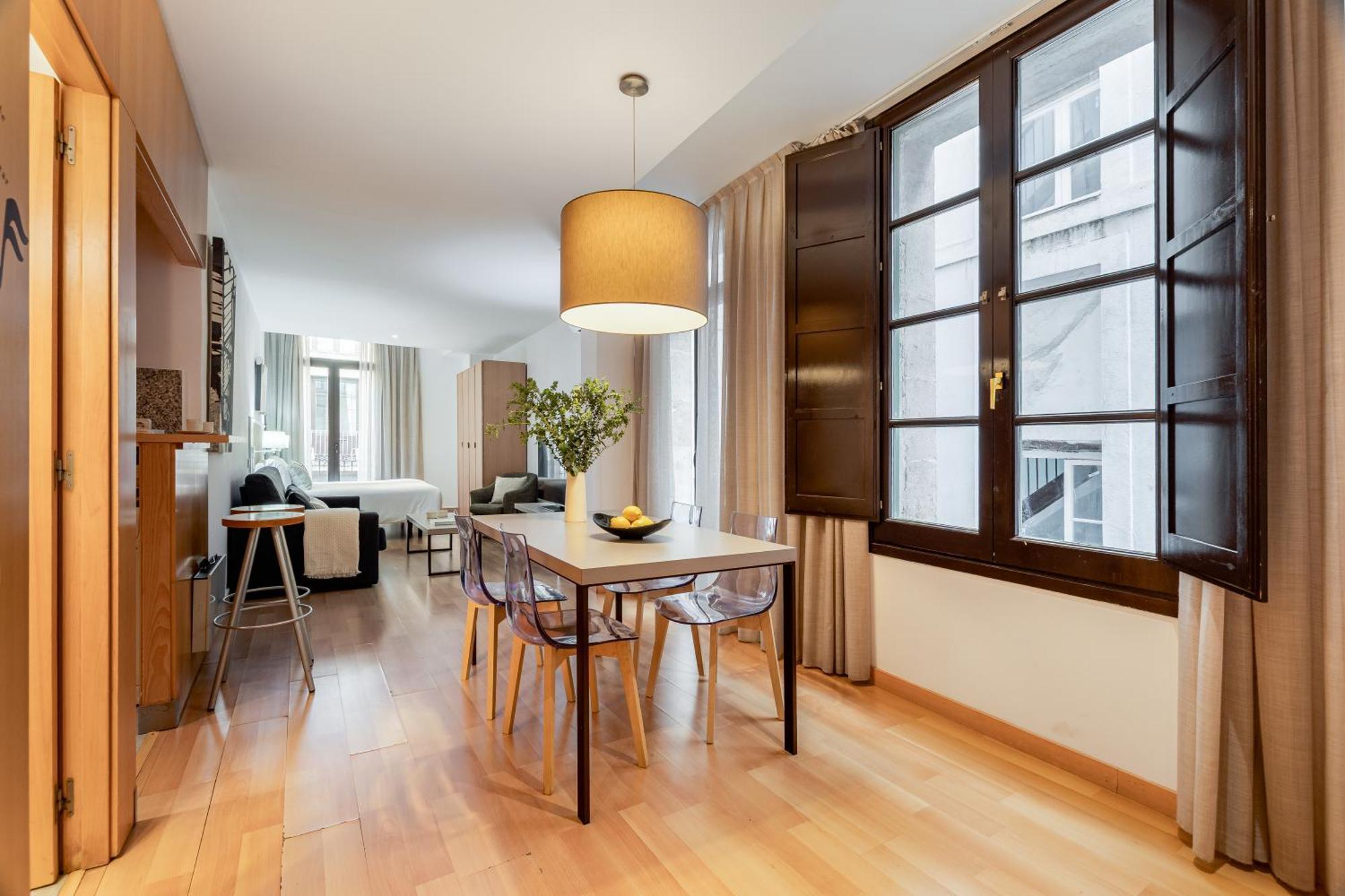 Apartment Aspasios Plaza Real Barcelona
